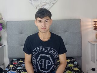 AdryanTomas livesex jasmine