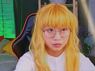KiraLow sex live