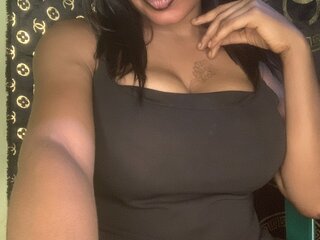 LindaBernard photos camshow