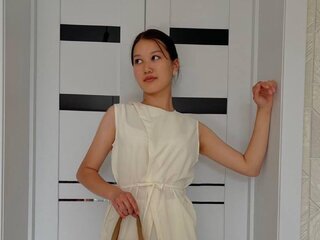 MarryLyons camshow naked