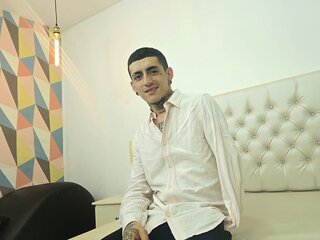 OstinMills online cam
